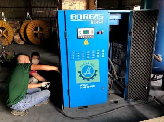 bảo dưỡng máy nén khí trục vít của đội ngũ chuyên gia Khí Nén Á Châu